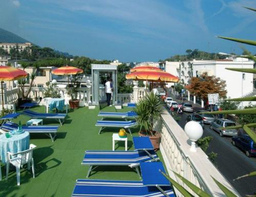 Hotel Rosetta - mese di Luglio - solarium