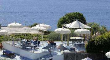 Hotel il Gattopardo - mese di Aprile - solarium