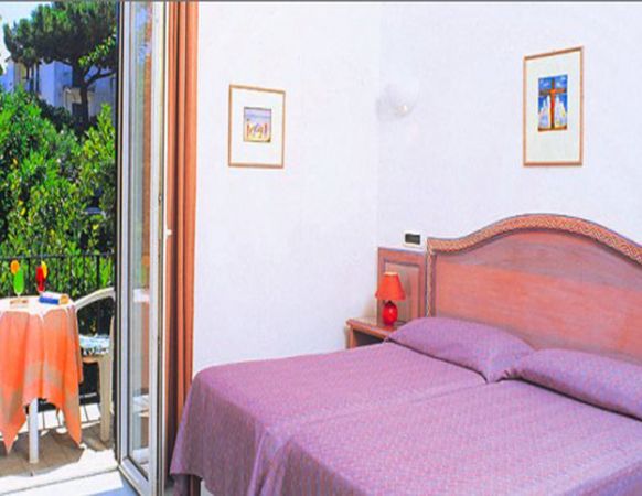 Hotel Royal Terme - mese di Ottobre - hotel-terme-royal-ischia-3