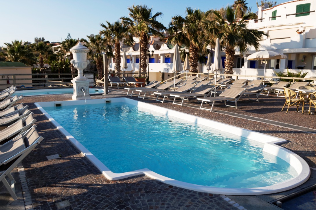 Hotel Baia delle Sirene - mese di Luglio - piscina 1