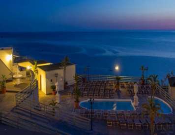 Hotel Baia delle Sirene - mese di Luglio - 2-2