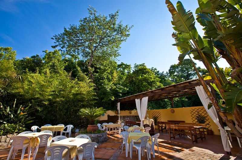 Hotel Terme Elisabetta - mese di Aprile - Zona Piscina