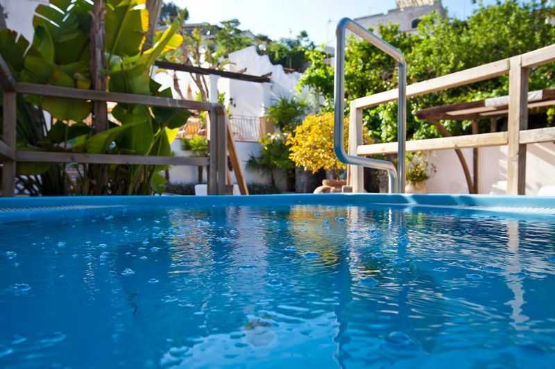 Hotel Terme Elisabetta - mese di Aprile - piscina Jacuzzi