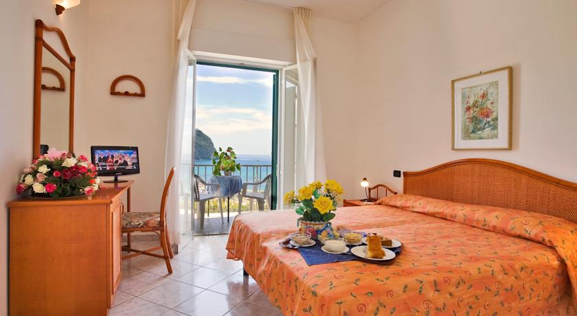 Hotel Citara - mese di Aprile - camera con terrazzo