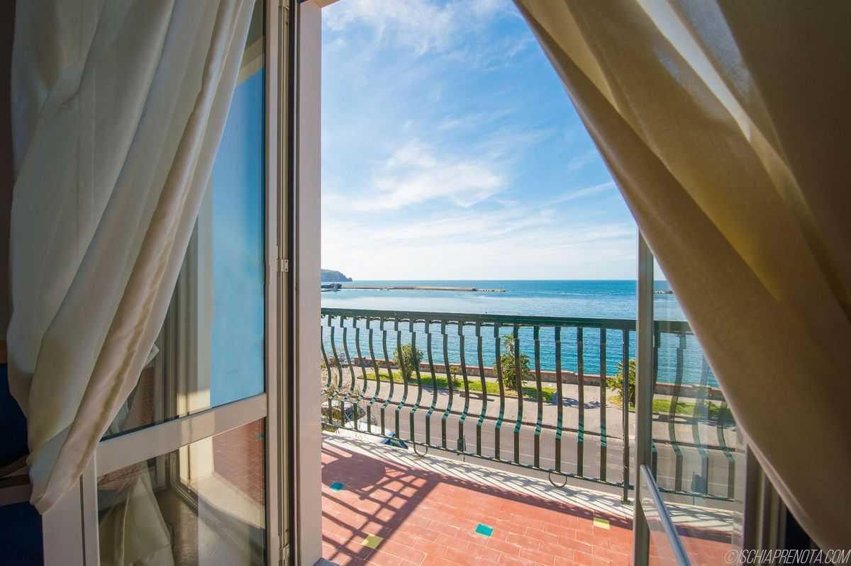 Hotel Terme Stella Maris - mese di Aprile - camera vista mare