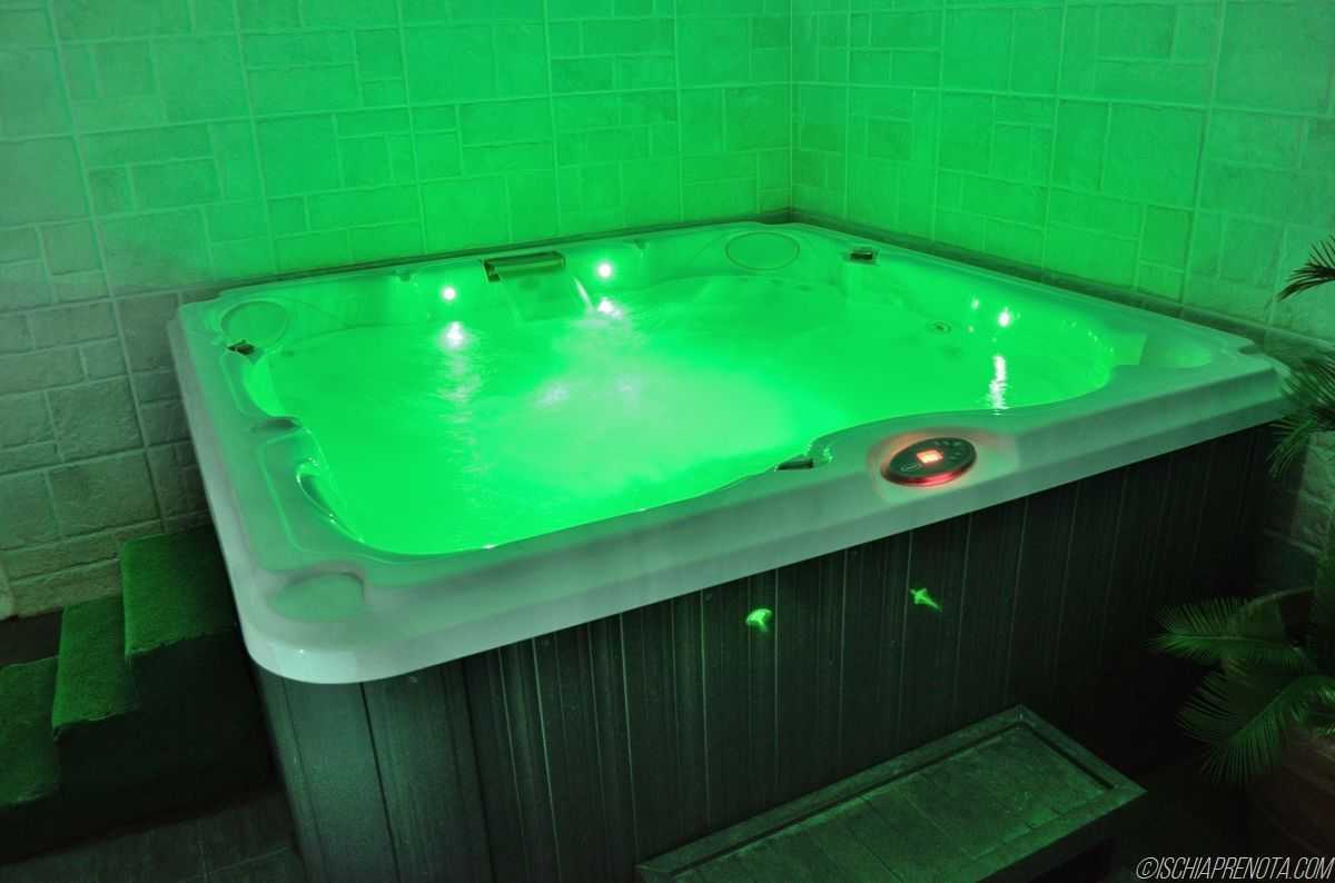 Hotel Terme Stella Maris - mese di Aprile - jacuzzi 4