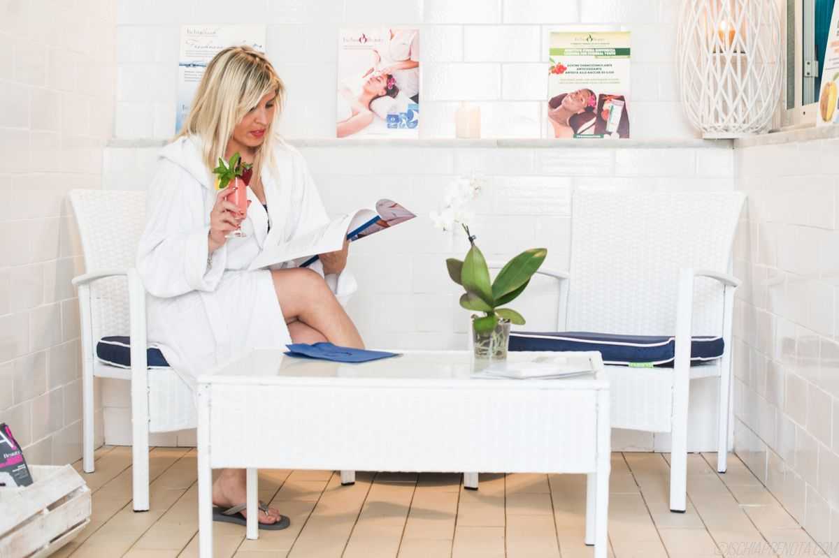 Hotel Terme Stella Maris - mese di Aprile - sala attesa terme