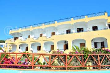 Hotel Santa Maria - mese di Ottobre - esterno struttura