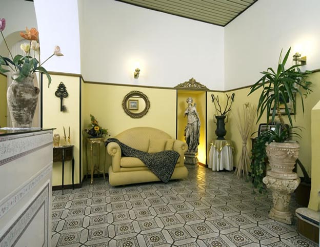 Hotel Villa Diana - mese di Gennaio - Struttura Esterna offerte-Ischia Porto Home