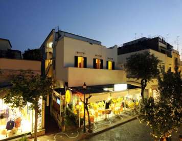 Hotel Villa Diana - mese di Aprile - Struttura Esterna offerte-Ischia Porto Home