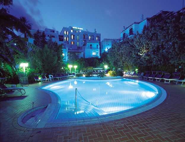 Hotel Ulisse - mese di Ottobre - Struttura Esterna offerte-Ischia