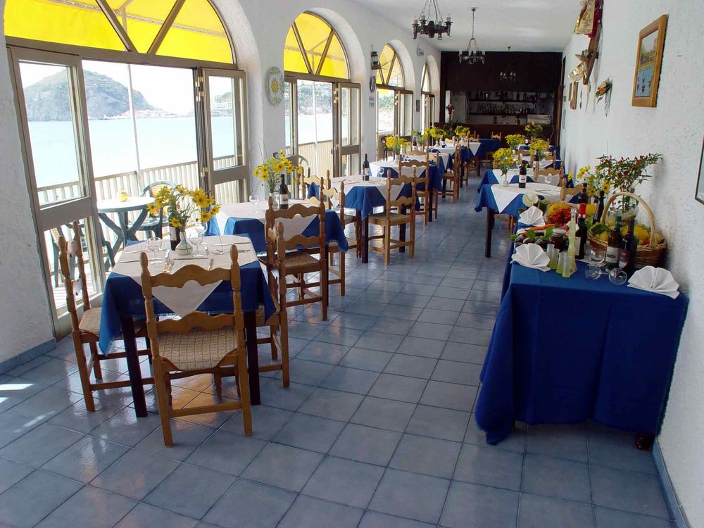 Hotel Regina del mare - mese di Gennaio - Ingresso offerte-Isola d'Ischia