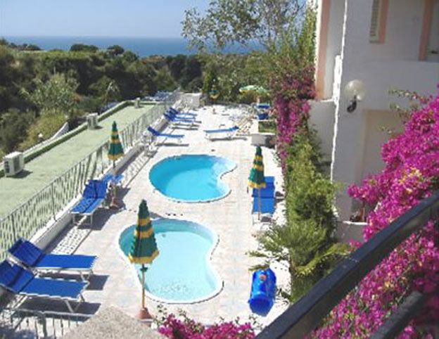 Hotel Castiglione Village & spa - mese di Marzo - Entrata Hotel