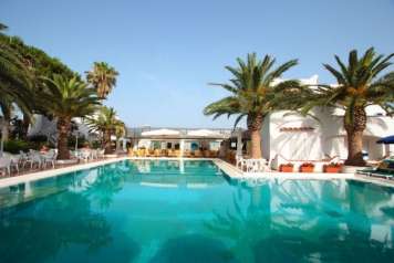 Hotel Terme Royal Palm - mese di Agosto - Piscina Esterna