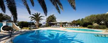 Hotel Ideal - mese di Aprile - Vista Esterna Intera Struttura offerte-isola d'Ischia