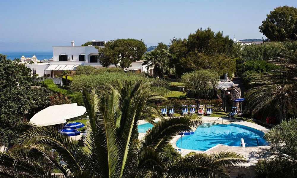 Hotel Ideal - mese di Marzo - Vista Esterna Intera Struttura offerte-isola d'Ischia
