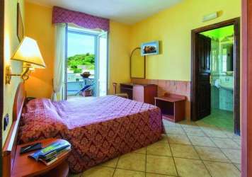 Hotel Parco dei Principi - mese di Maggio - camera-con-balcone-