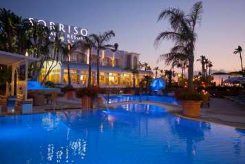 Sorriso Ischia Thermae Resort e SPA - mese di Aprile - Blue Pool