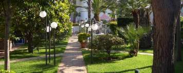 Hotel Terme la Bagattella (Nuova Gestione) - mese di Settembre - Entrata Hotel Terme la Bagattella-Forio d'Ischia