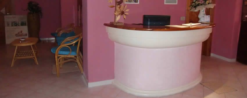 Hotel Terme la Bagattella (Nuova Gestione) - mese di Aprile - Entrata Hotel Terme la Bagattella-Forio d'Ischia