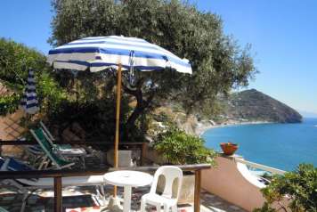 Pensione Eugenio - mese di Aprile - Panorama da offerte-S. Angelo d'Ischia