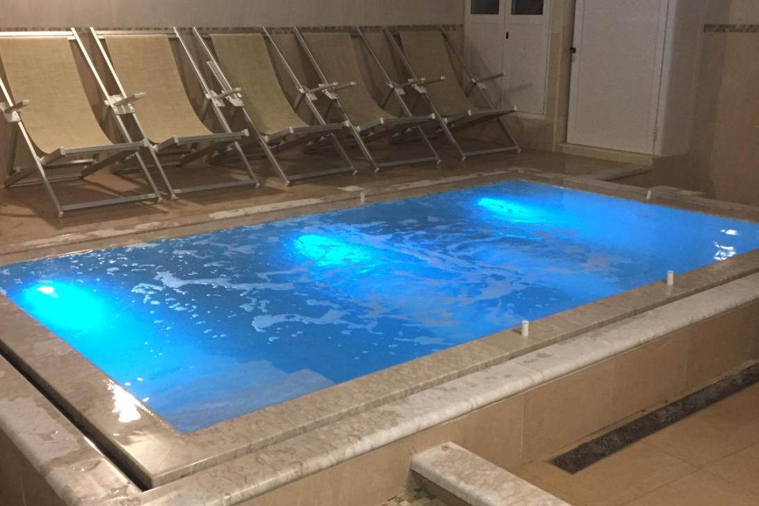 Hotel Bristol Terme - piscina interna Piccola