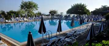 Hotel Oasi Castiglione (Interno Parco Termale) - mese di Luglio - Oasi castiglione-casamicciola terme
