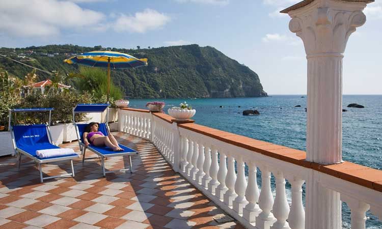 Hotel Riva del Sole - mese di Marzo - terrazza offerte- Forio d'Ischia