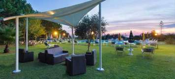 Hotel Corona - mese di Aprile - giardino offerte- Forio d'Ischia