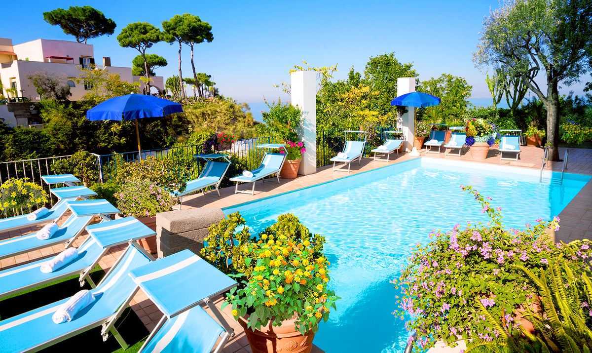 Hotel Terme Gran Paradiso - mese di Gennaio - piscina esterna