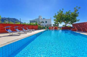 Hotel Punta Imperatore - mese di Gennaio - piscina 3