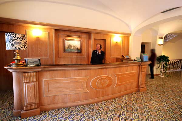 Hotel Hermitage & Park Terme - mese di Aprile - hall11