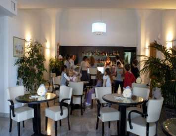 Hotel Villa Carolina - mese di Aprile - villa-carolina-12-
