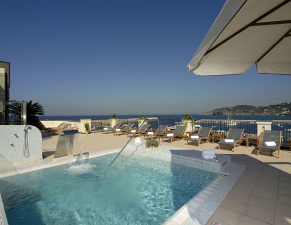 Hotel Villa Carolina - mese di Marzo - villa-carolina-3-
